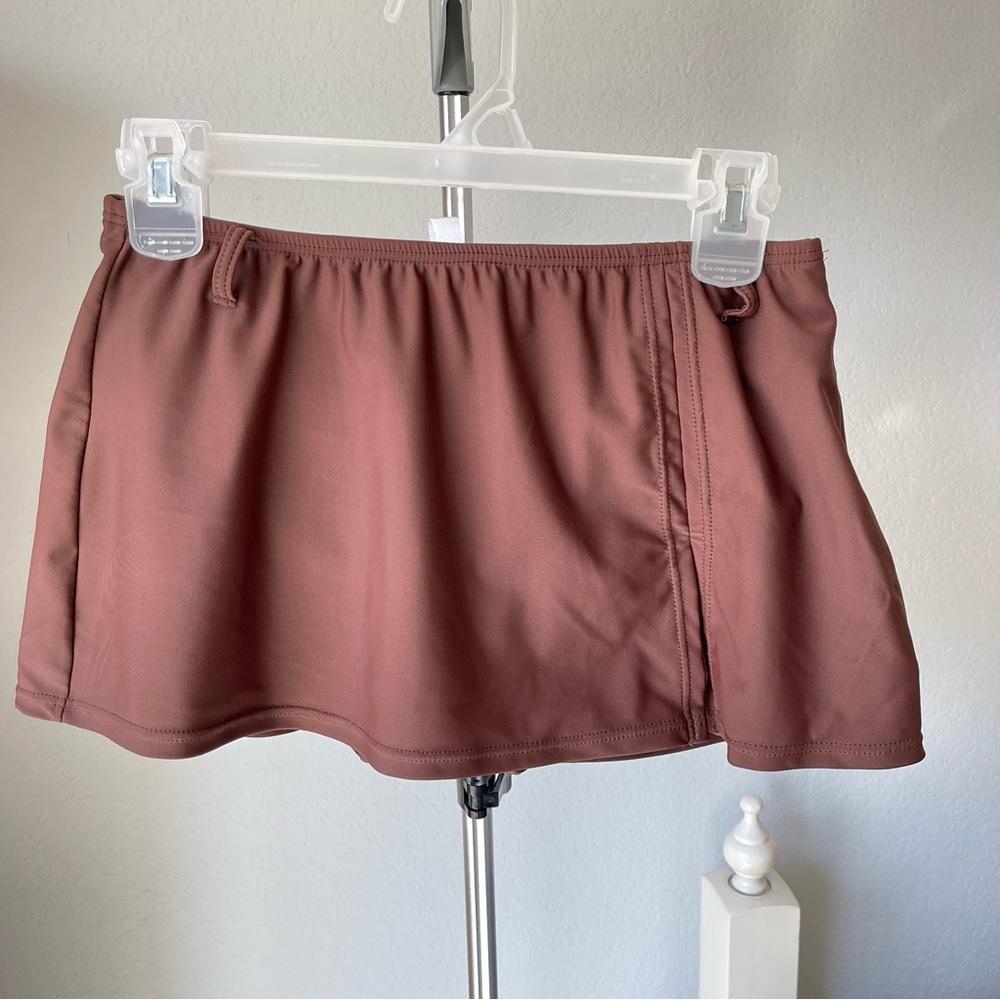Ocean dream women’s swim skirt, size 8 brown